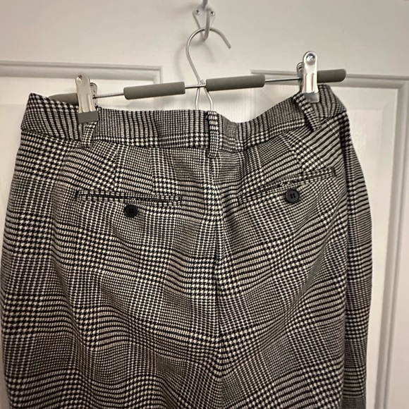 Talbots size 8 Petite Raleigh curly black and white plaid lined flare pants - Picture 3 of 4